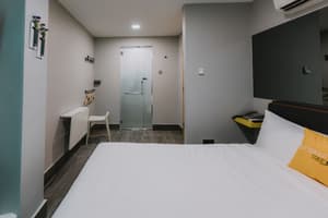 thumbnail: Room