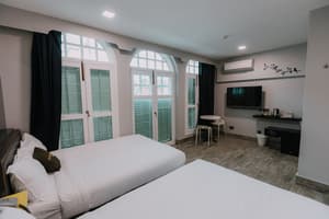 thumbnail: Room