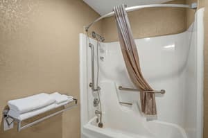 thumbnail: Accessible bathroom