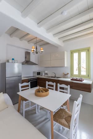 thumbnail: In-room dining
