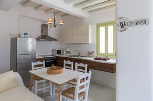 thumbnail: In-room dining