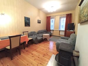 thumbnail: Living room