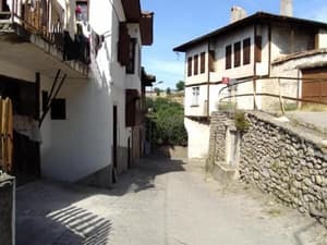thumbnail: Exterior