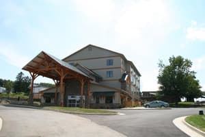 thumbnail: Exterior