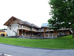 thumbnail: Exterior