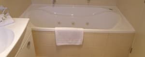 thumbnail: Jetted tub