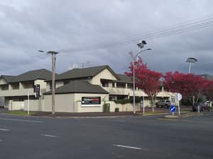 thumbnail: Front of property