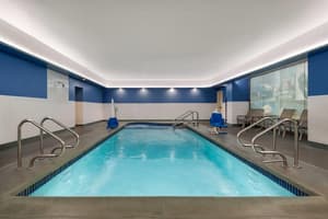 thumbnail: Pool