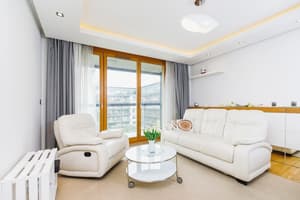 thumbnail: Living room