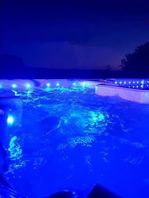 thumbnail: Outdoor pool