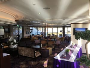 thumbnail: Lounge