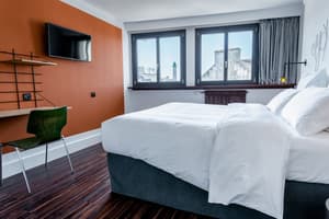 thumbnail: Room