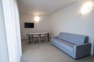 thumbnail: Interior