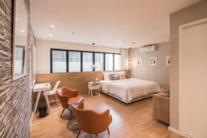 thumbnail: Room
