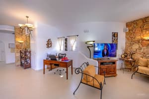 thumbnail: Interior