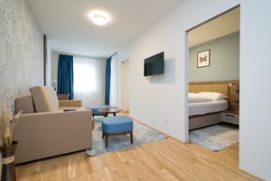 thumbnail: Living area