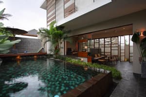 thumbnail: Private pool