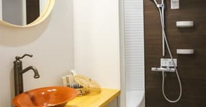thumbnail: Bathroom
