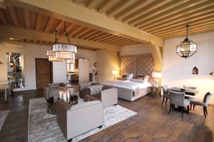 thumbnail: Living area