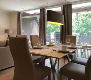 thumbnail: In-room dining