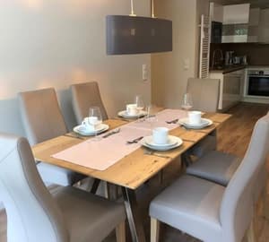 thumbnail: In-room dining