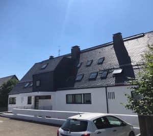 thumbnail: Front of property