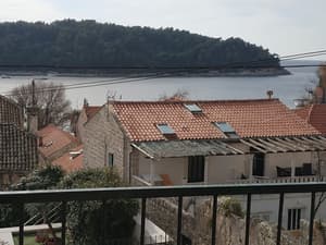 thumbnail: Exterior