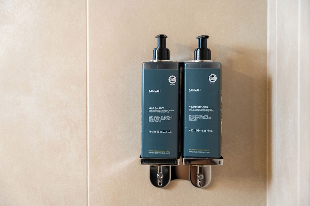 Bathroom amenities