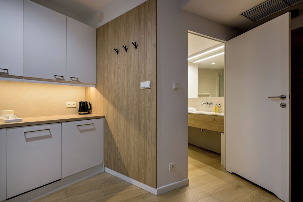 Private kitchenette