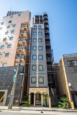 thumbnail: Exterior