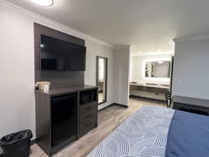 thumbnail: Interior