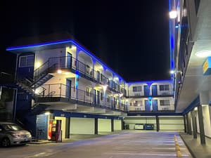 thumbnail: Exterior