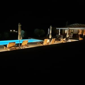 thumbnail: Exterior