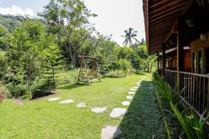 thumbnail: Garden view