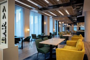 thumbnail: Bar (on property)