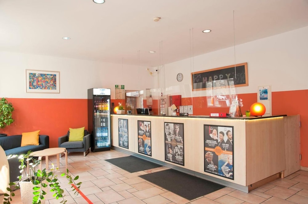 Restaurant-cafeteria