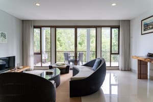 thumbnail: Living area