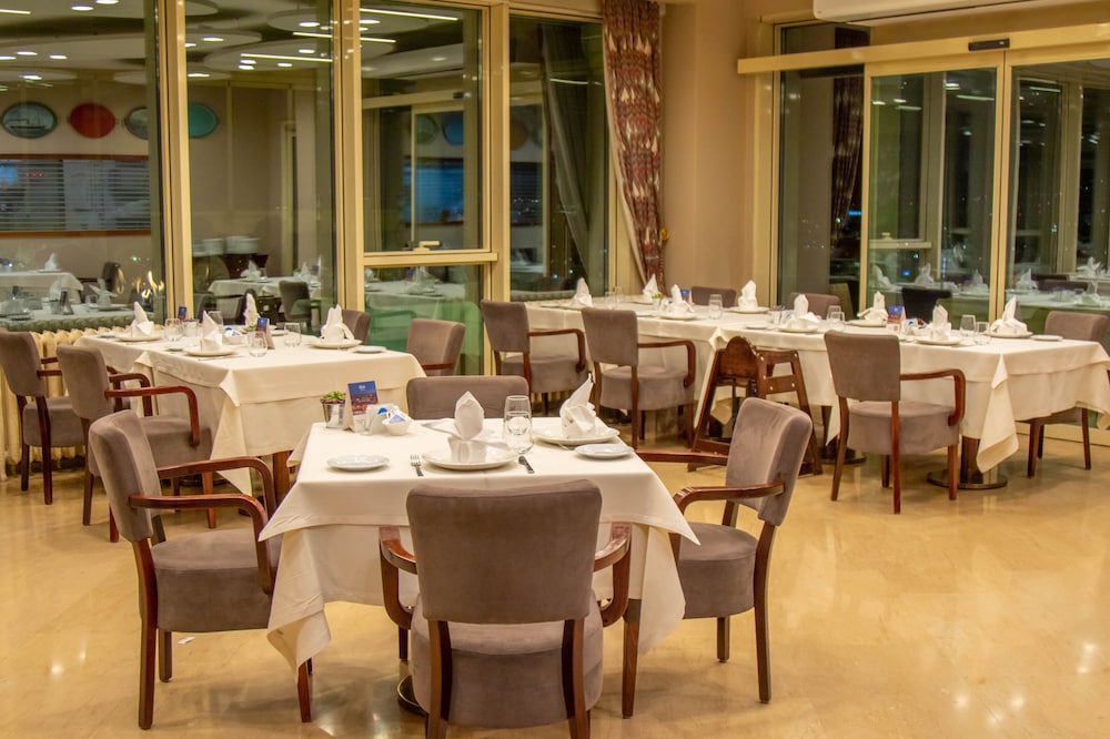 Restaurant-cafeteria