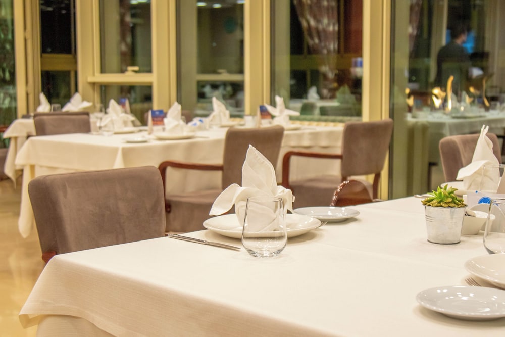 Restaurant-cafeteria