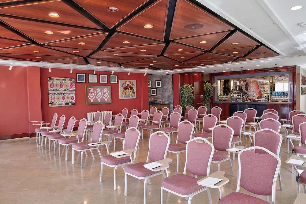Restaurant-cafeteria