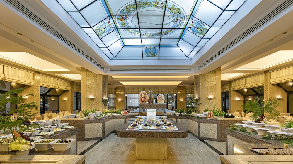 Restaurant-cafeteria