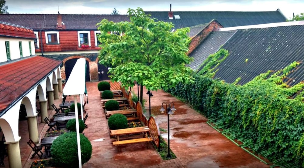 Primary image