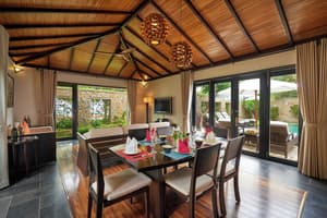 thumbnail: In-room dining