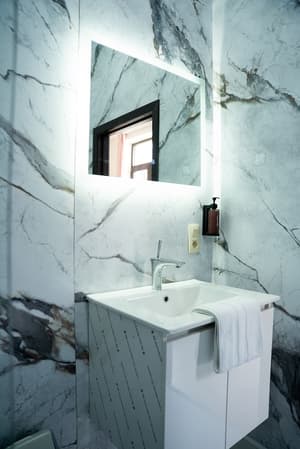 thumbnail: Bathroom