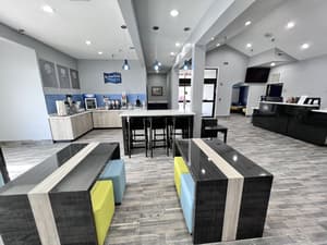 thumbnail: Breakfast area