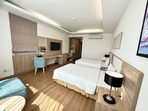 thumbnail: Room