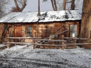 thumbnail: Exterior
