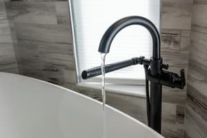 thumbnail: Deep soaking bathtub