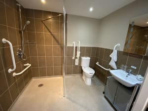 thumbnail: Bathroom