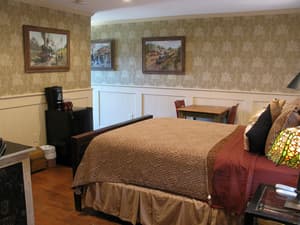 thumbnail: Room